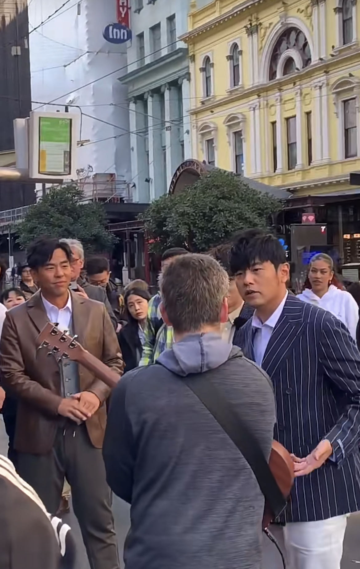 64bf5baabea8d.jpg f497f2e0-741d-4e15-9ae7-faf96a260b57.jpg