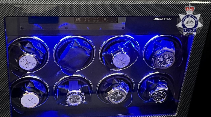 653a246358708.png 2.png