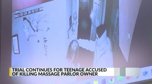 按摩店华女老板遇劫开枪反抗，不幸遭劫匪十多枪射杀，案件终开庭