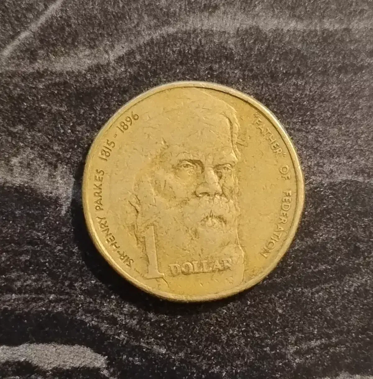 快检查钱包！1澳元“错版币”被热炒，网上要价$10500！