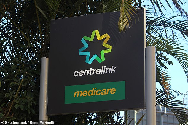 从本月起，数百万享受 Centrelink 福利的澳大利亚人的工资将增加