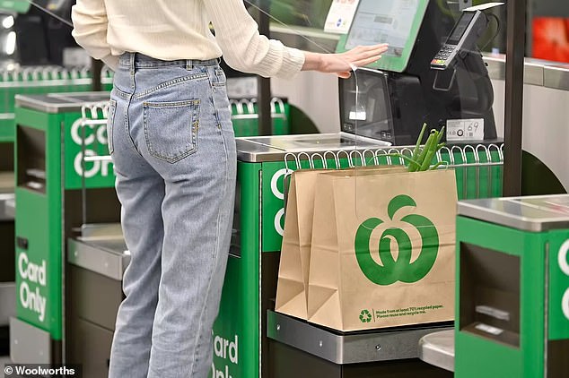 Woolworths 于周三正式宣布了这一变化（股票）