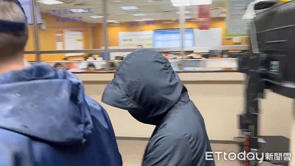 ▲▼涉3度掺老鼠药险些毒死澳洲男友的杨姓女子（杨锦屏，暂时匿名），被起诉涉犯杀人未遂罪嫌、求刑8年，今（7日）到台北地院出庭不认罪，要求做精神鉴定。（图／记者黄哲民摄）