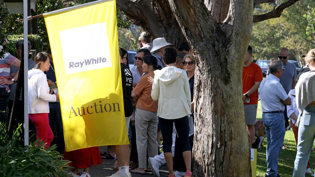 Hot Auction
