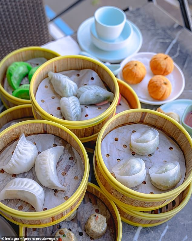 位于 Neutral Bay 军事路的 Green Sprouts Chinese Vegan Restaurant 在 Instagram 和 Facebook 上发布了一条感人的帖子，透露了这一消息，并确认其最后一次服务将于 8 月 31 日结束