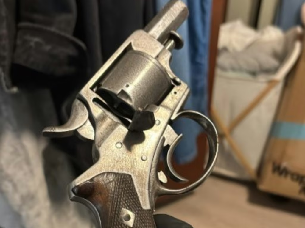 6937ced7e63ba.png 企业微信截图_17652648896833.png