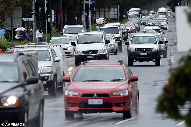 尽管采取了安全措施和奖励良好驾驶行为的措施,但交通事故死亡人数仍然居高不下(图片为示意图)。