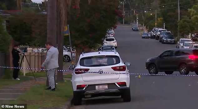 周三，沙尔维的塞奇曼新月街仍是犯罪现场，此前一名青少年在家庭聚会中被刺伤。