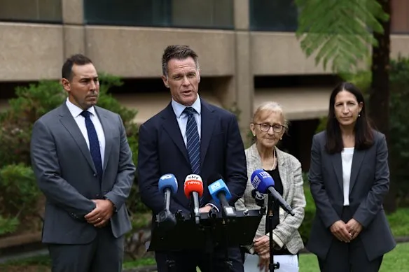 Premier Chris Minns and Recovery Minister Janelle Saffin announce that Multicultural NSW chief executive Joseph La Posta (left) and NSW Jewish Board of Deputies chief executive Michele Goldman (right) will be the joint coordinators-general for the Bondi response.