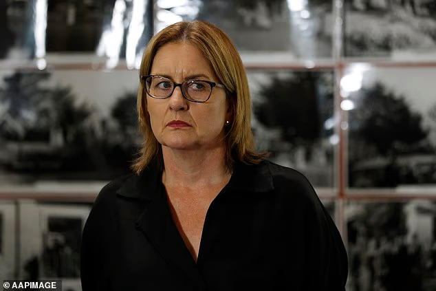 699141531cfab.png 企业微信截图_17711267321794.png