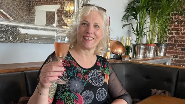 佩特拉·加茨（Petra Gartzen）