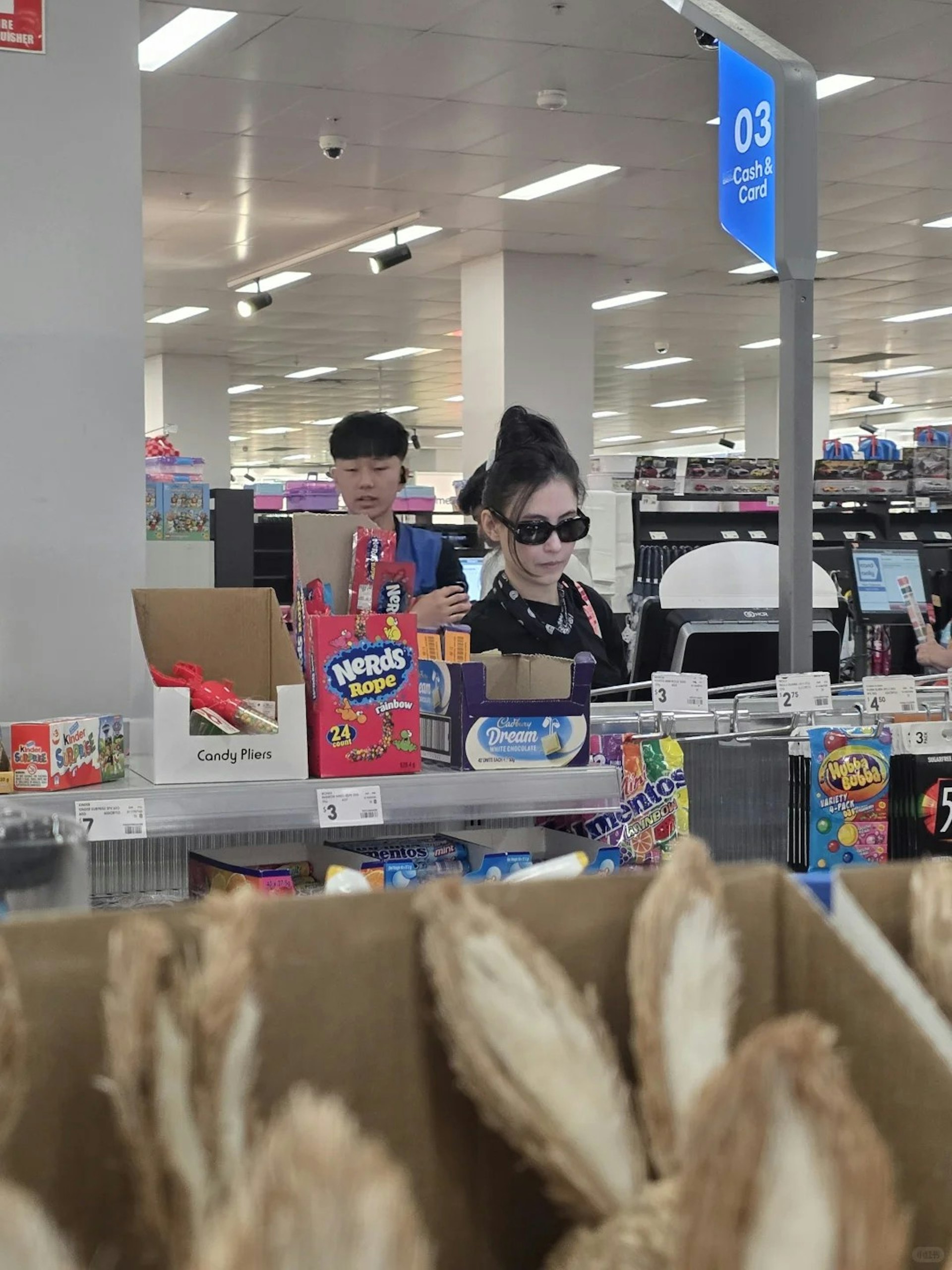 张柏芝现身悉尼平价超市。(MoMo_oMoM@小红书)