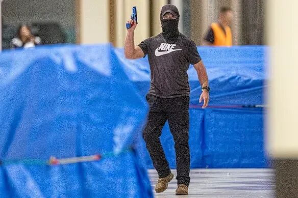 100多名警员深夜集结澳洲商场！警方模拟枪击与砍人，应对“可能”级别的恐袭威胁（组图） - 7