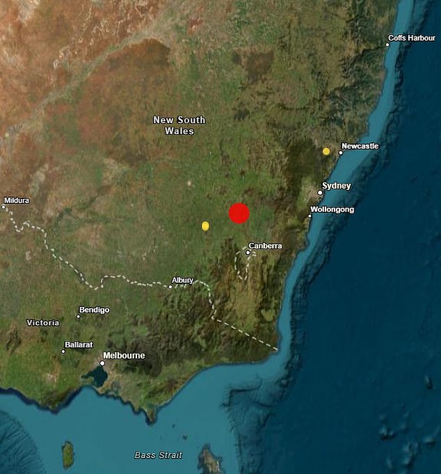 截至晚上7点30分，4.5级地震发生后，已收到3000份“震感报告”。