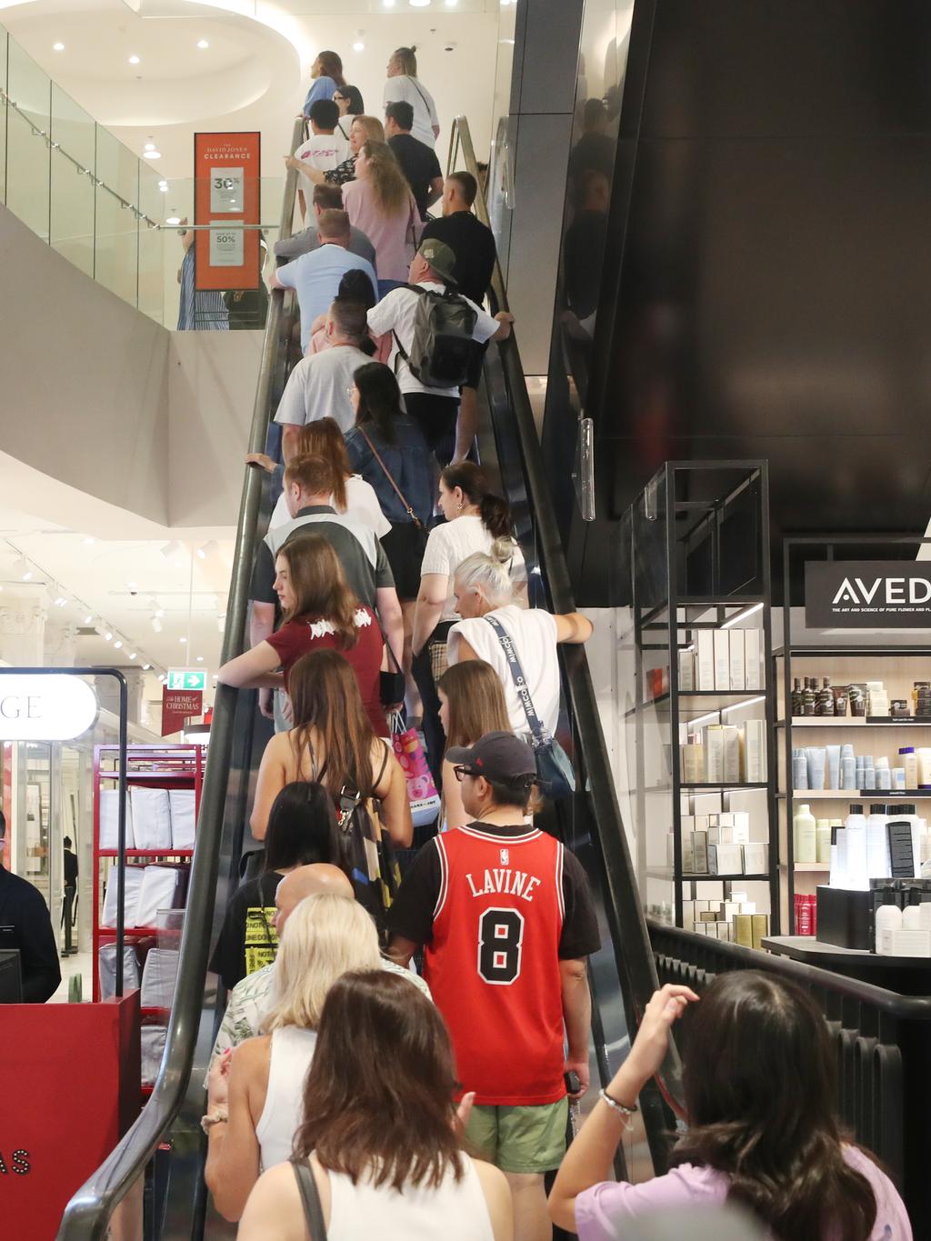 如果没有消息,大卫·琼斯销售