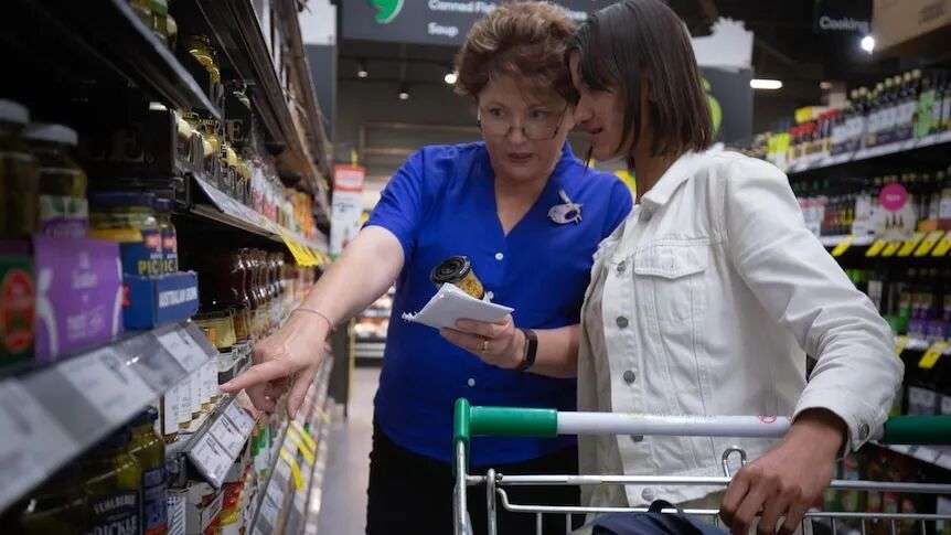 Australian borrowers headed for a series of interest rate hikes, as  inflation rises again - ABC News