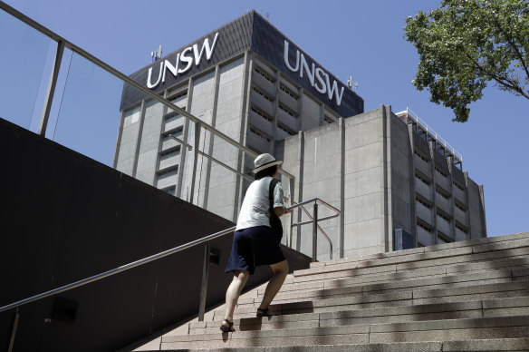 教育中介表示，中国家长越来越质疑昂贵的澳大利亚教育对子女的价值。